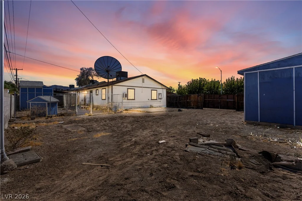 1832 Bearden, Henderson, NV 89011