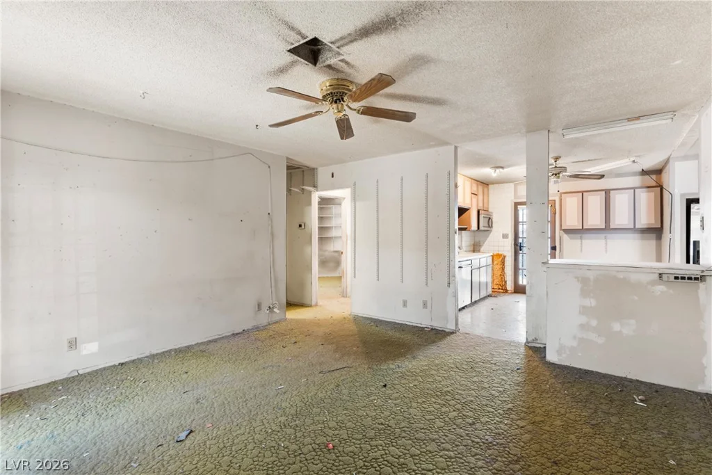 1832 Bearden, Henderson, NV 89011