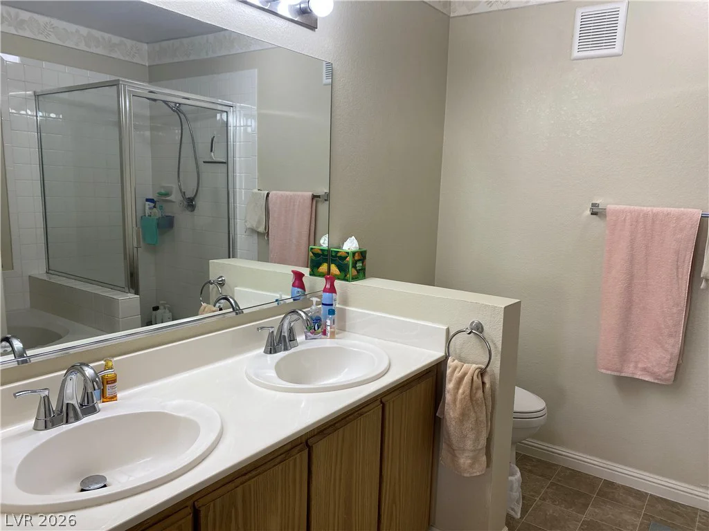 7912 Foxwood, Las Vegas, NV 89145