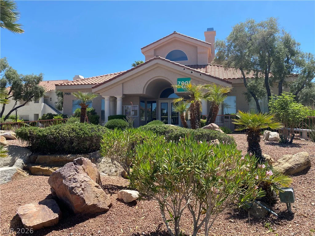 7912 Foxwood, Las Vegas, NV 89145