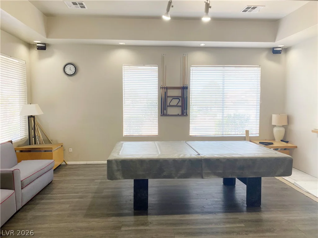 7912 Foxwood, Las Vegas, NV 89145