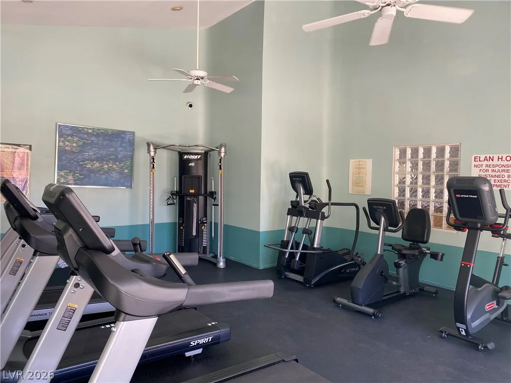 7912 Foxwood, Las Vegas, NV 89145