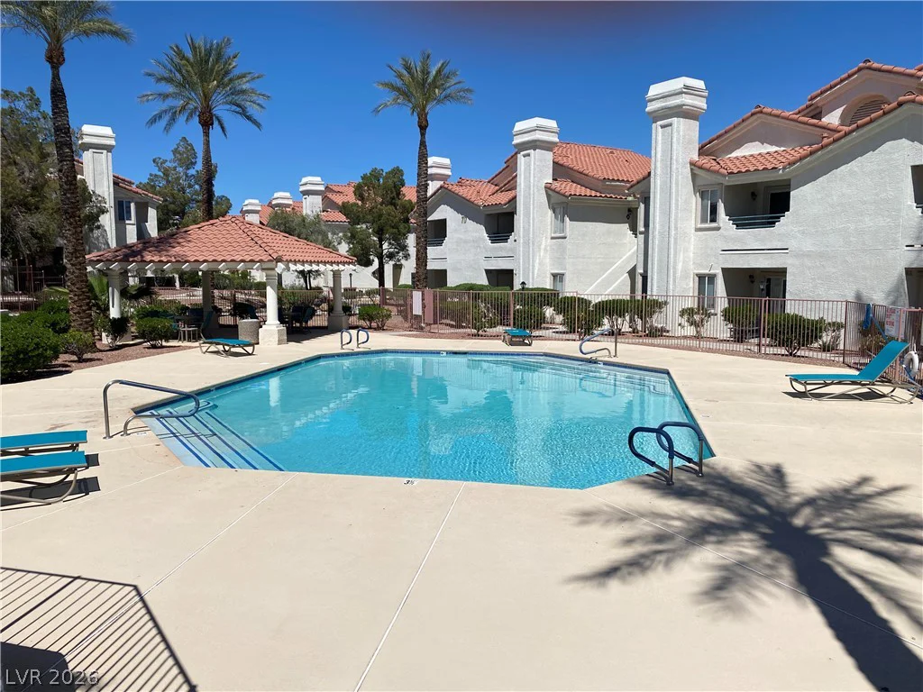 7912 Foxwood, Las Vegas, NV 89145