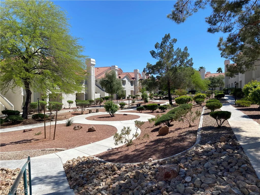 7912 Foxwood, Las Vegas, NV 89145