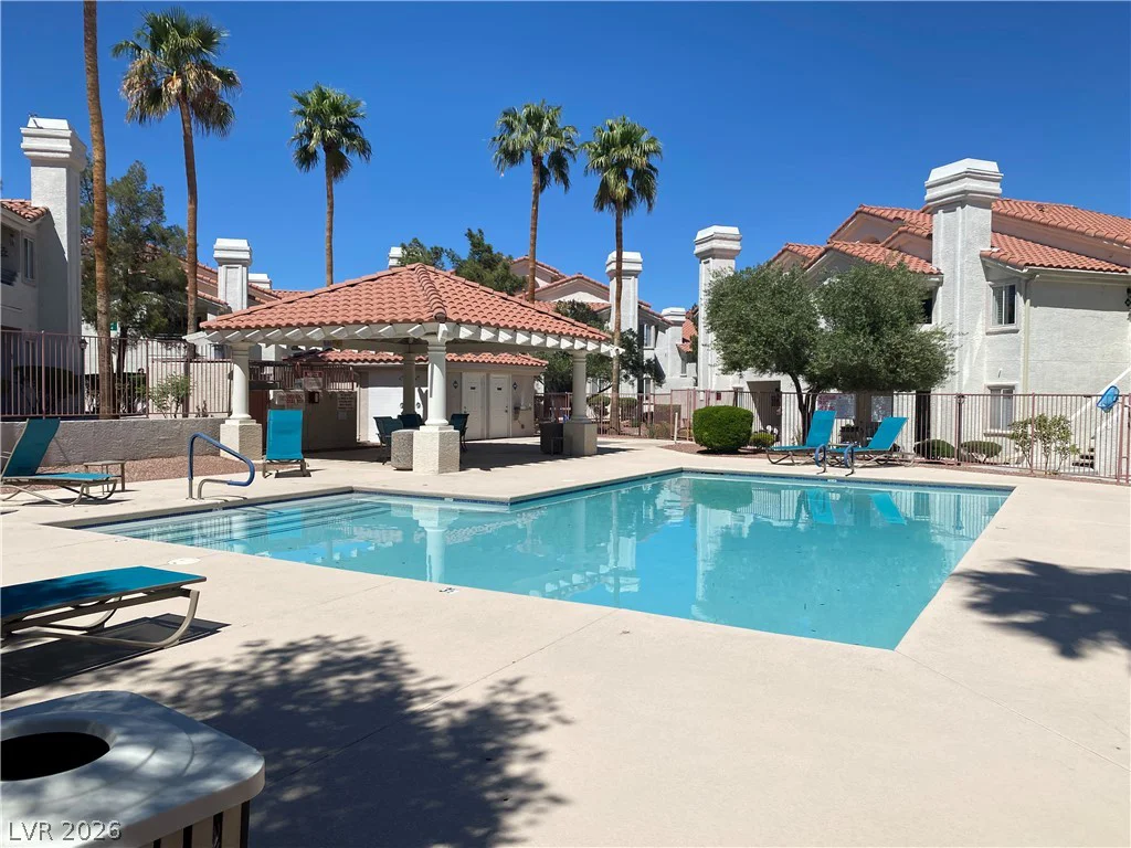 7912 Foxwood, Las Vegas, NV 89145