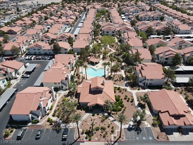 7912 Foxwood, Las Vegas, NV 89145