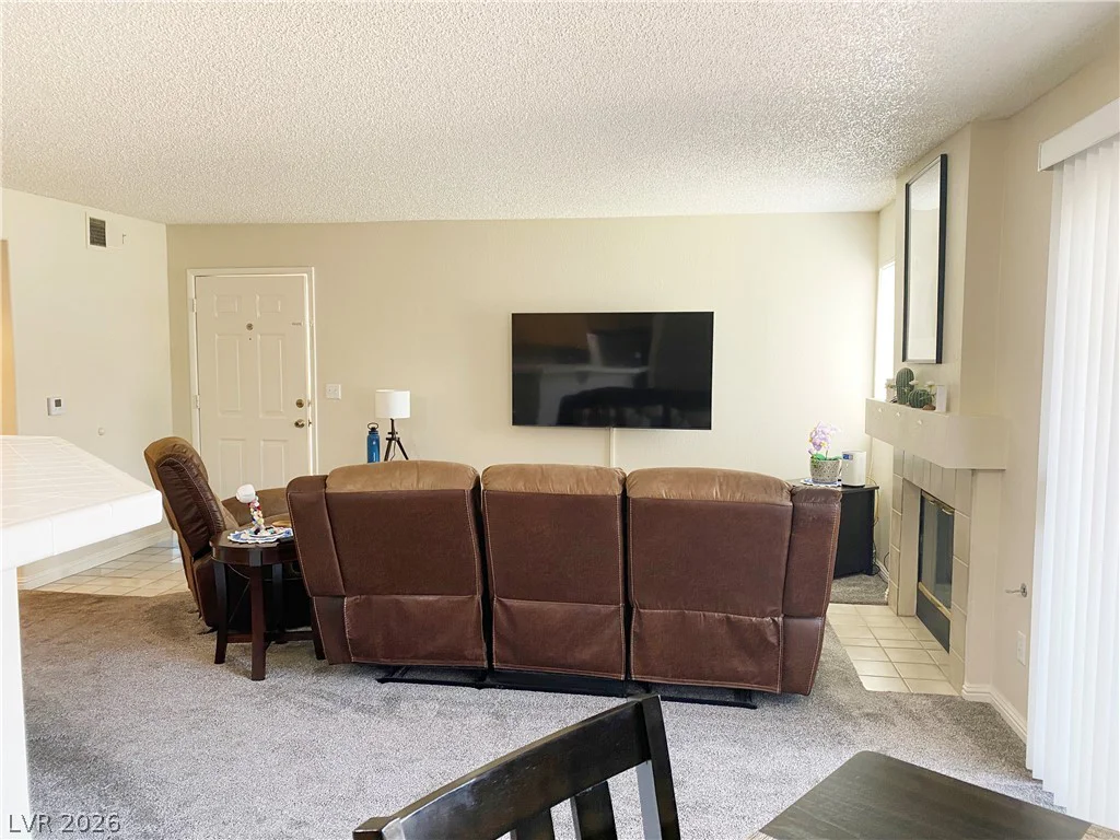 7912 Foxwood, Las Vegas, NV 89145