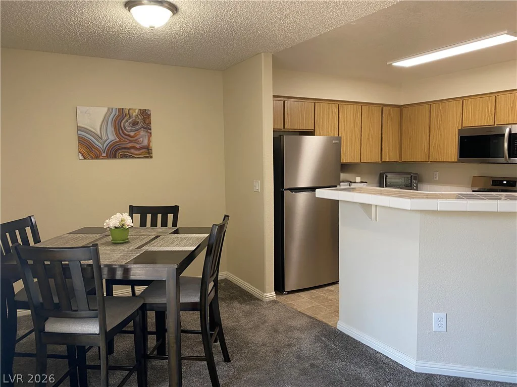 7912 Foxwood, Las Vegas, NV 89145
