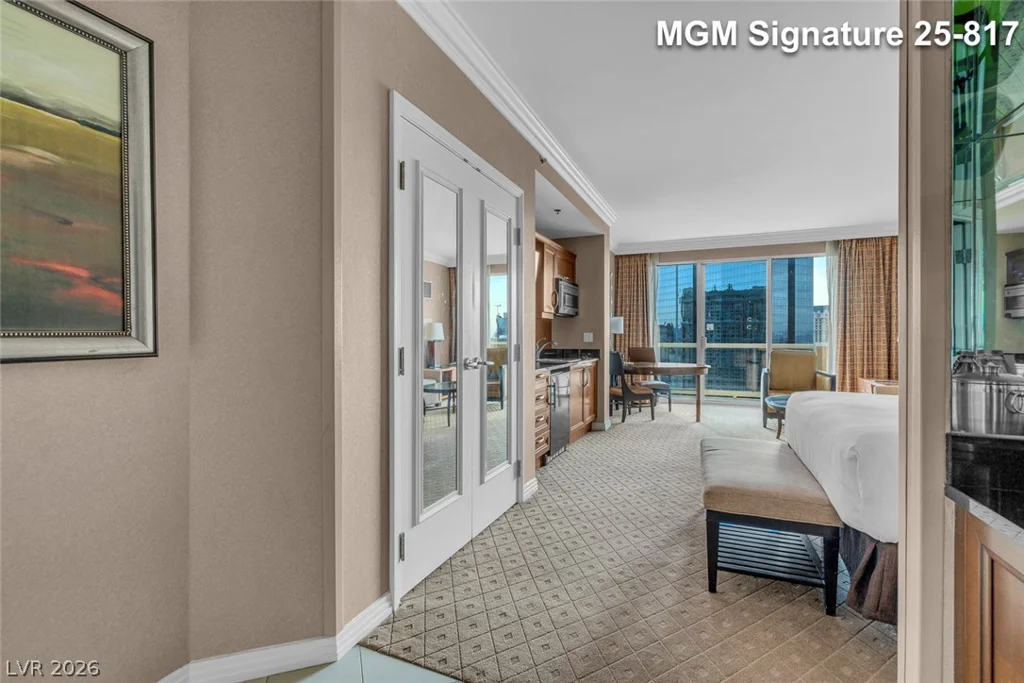 125 Harmon, Las Vegas, NV 89109