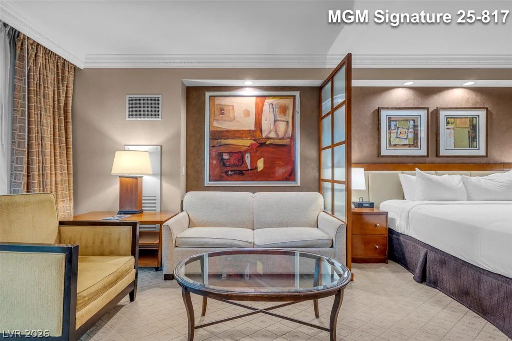125 Harmon, Las Vegas, NV 89109
