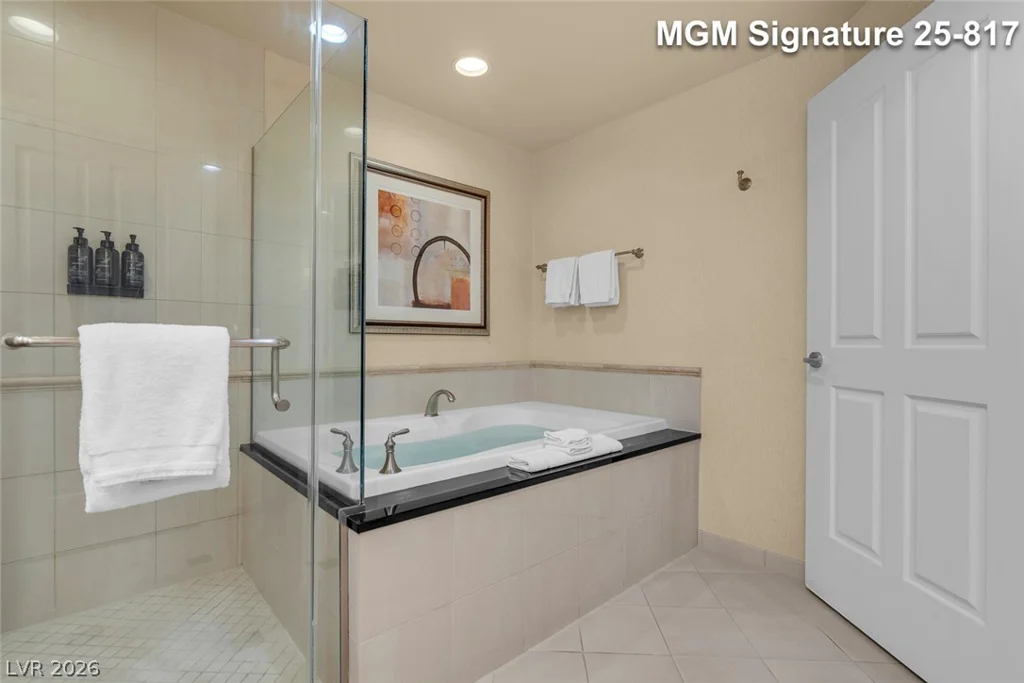 125 Harmon, Las Vegas, NV 89109