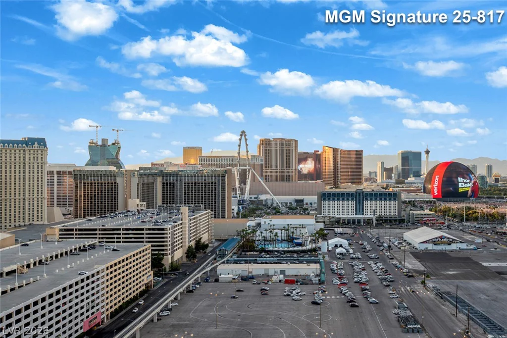 125 Harmon, Las Vegas, NV 89109