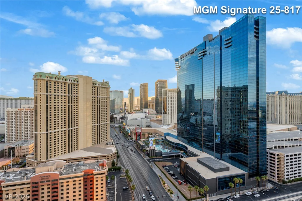 125 Harmon, Las Vegas, NV 89109