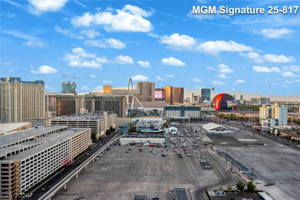 125 Harmon, Las Vegas, NV 89109