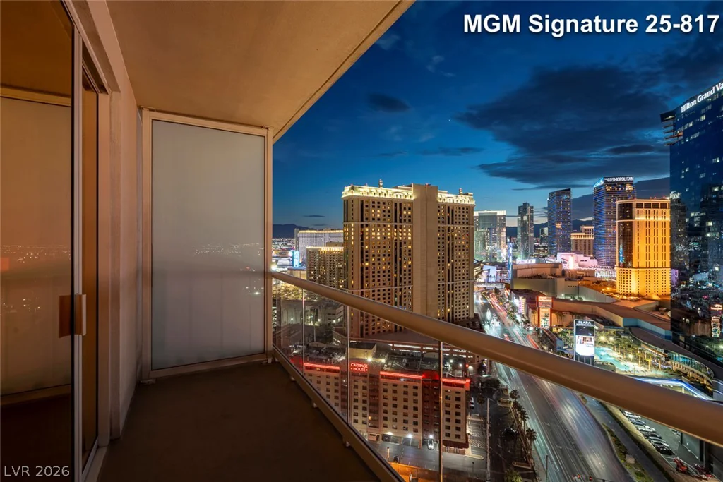 125 Harmon, Las Vegas, NV 89109