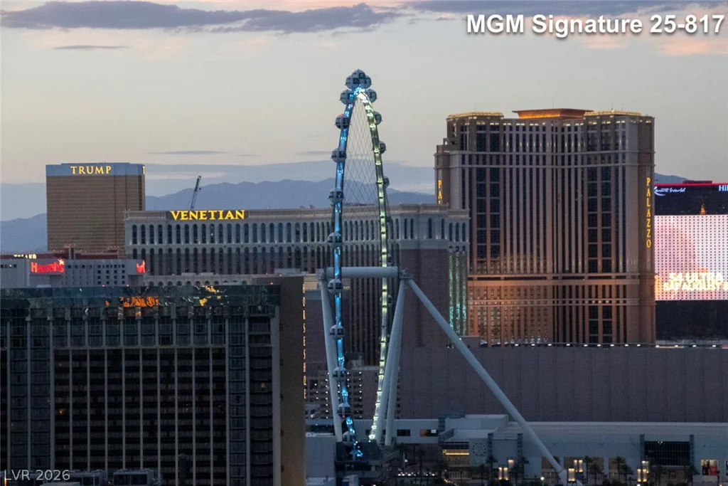 125 Harmon, Las Vegas, NV 89109