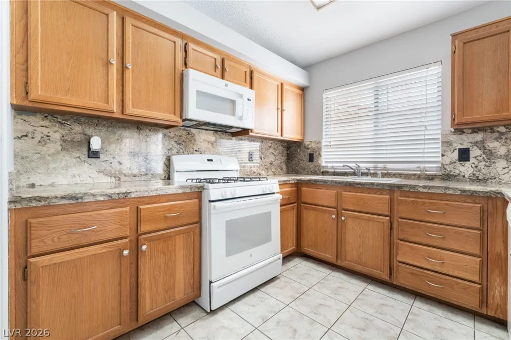 4021 Broadriver, Las Vegas, NV 89108