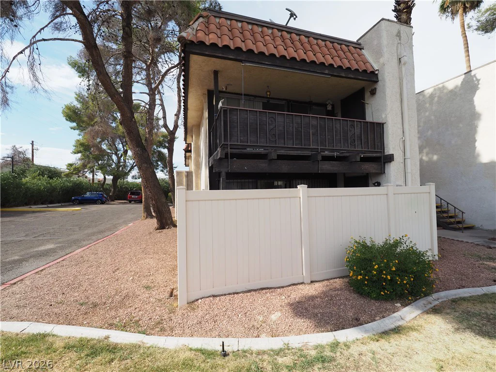 1370 Vegas Valley, Las Vegas, NV 89169