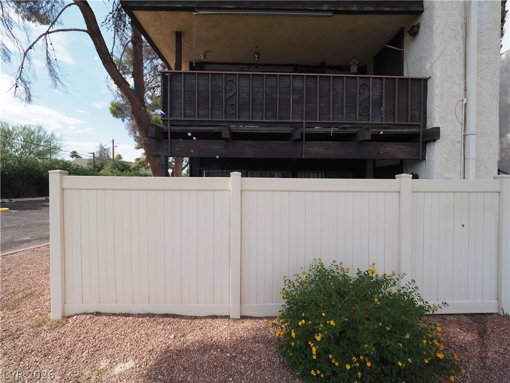 1370 Vegas Valley, Las Vegas, NV 89169