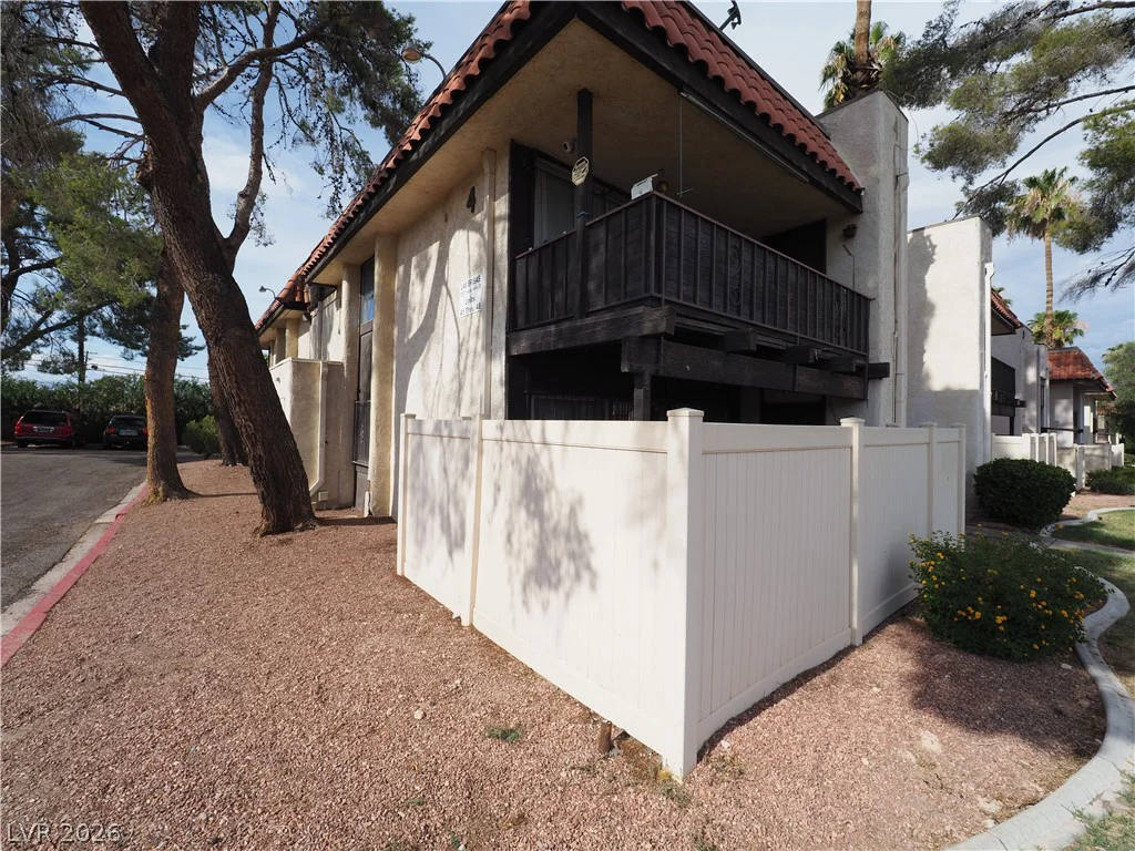 1370 Vegas Valley, Las Vegas, NV 89169