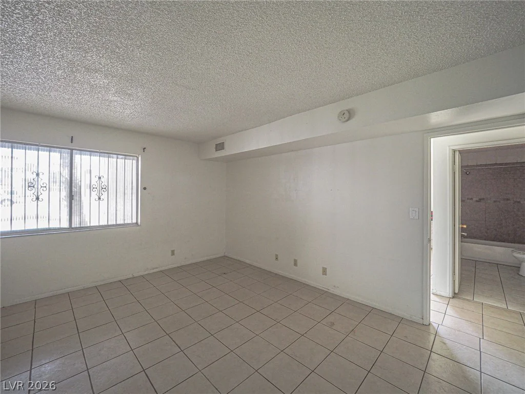 1370 Vegas Valley, Las Vegas, NV 89169
