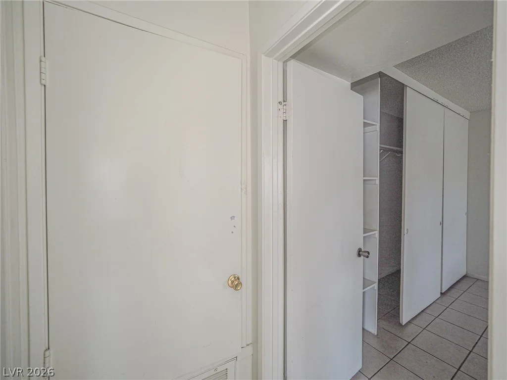 1370 Vegas Valley, Las Vegas, NV 89169
