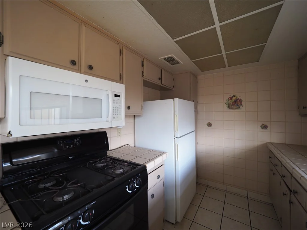 1370 Vegas Valley, Las Vegas, NV 89169