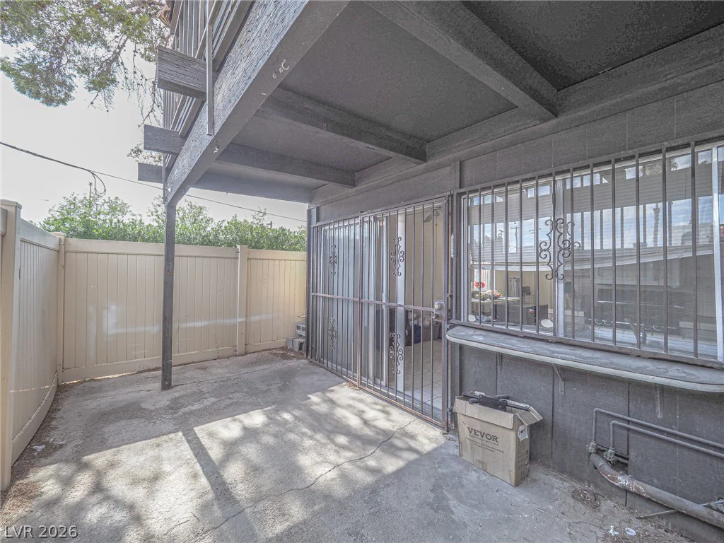 1370 Vegas Valley, Las Vegas, NV 89169