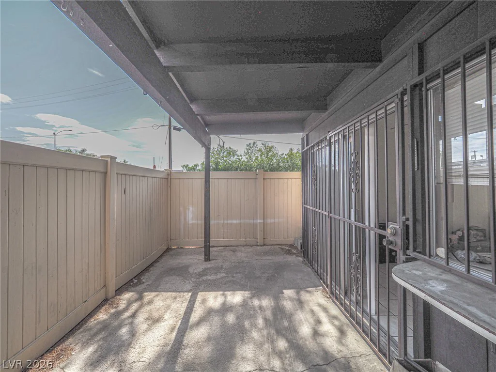 1370 Vegas Valley, Las Vegas, NV 89169