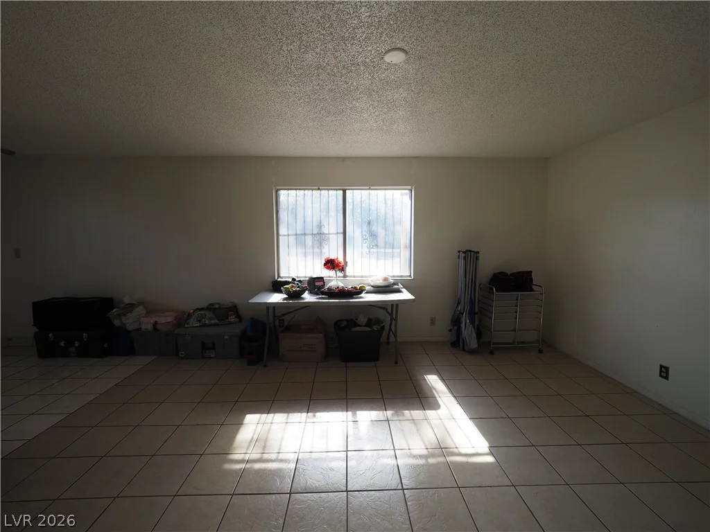 1370 Vegas Valley, Las Vegas, NV 89169