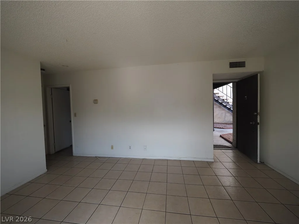 1370 Vegas Valley, Las Vegas, NV 89169