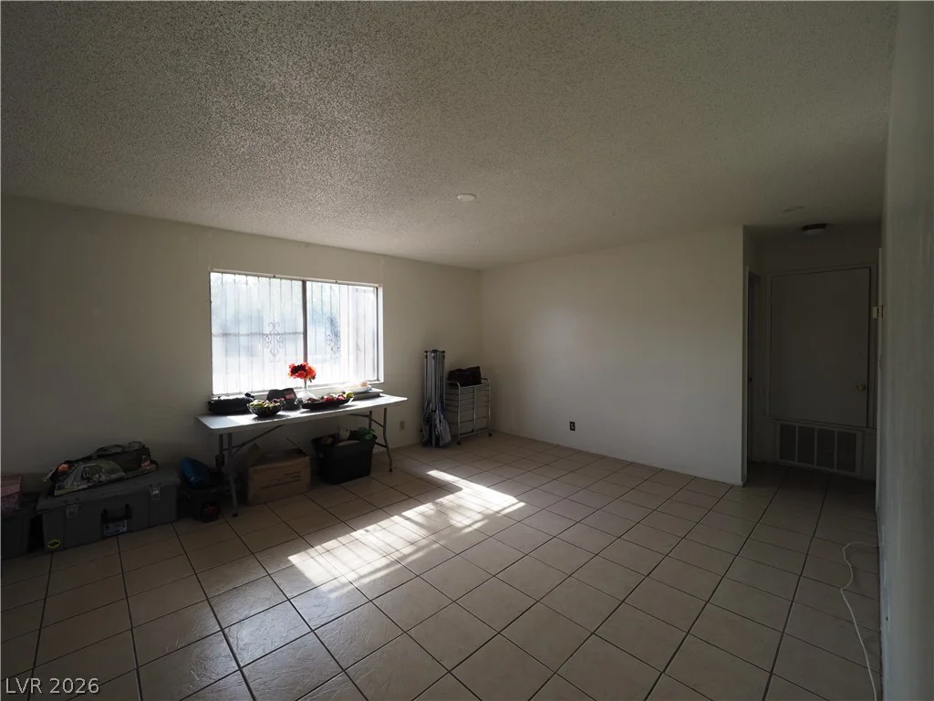 1370 Vegas Valley, Las Vegas, NV 89169