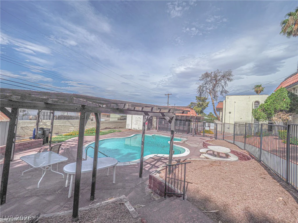 1370 Vegas Valley, Las Vegas, NV 89169