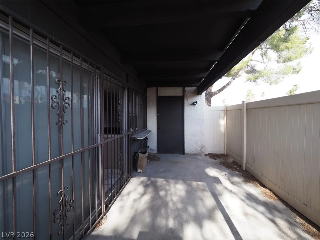 1370 Vegas Valley, Las Vegas, NV 89169