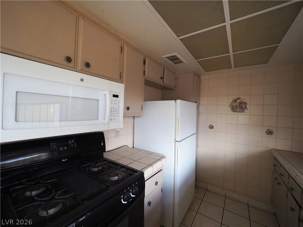 1370 Vegas Valley, Las Vegas, NV 89169