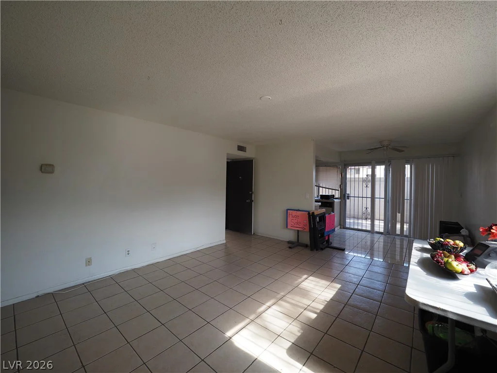 1370 Vegas Valley, Las Vegas, NV 89169