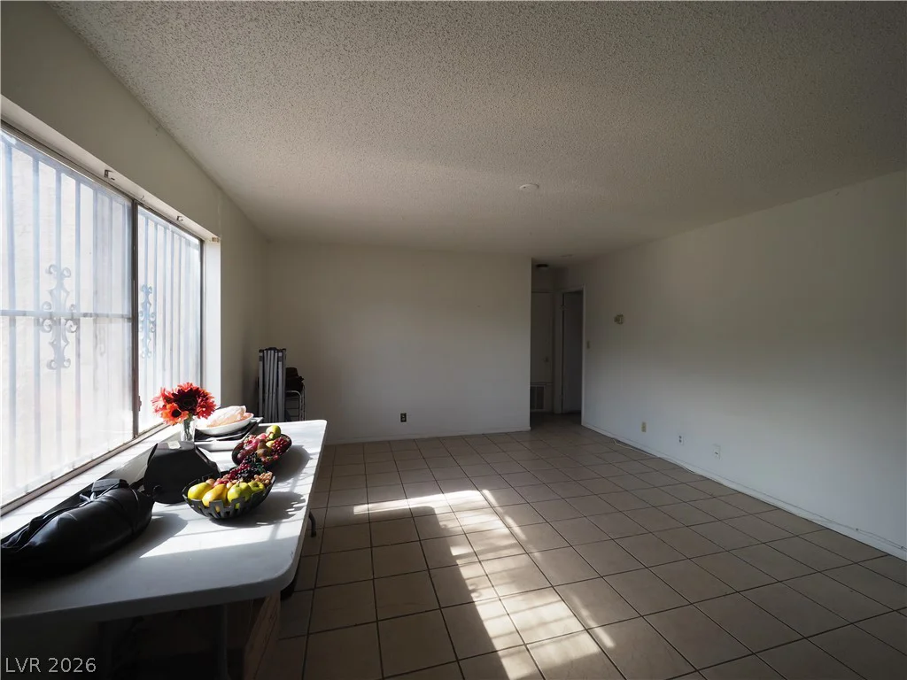 1370 Vegas Valley, Las Vegas, NV 89169