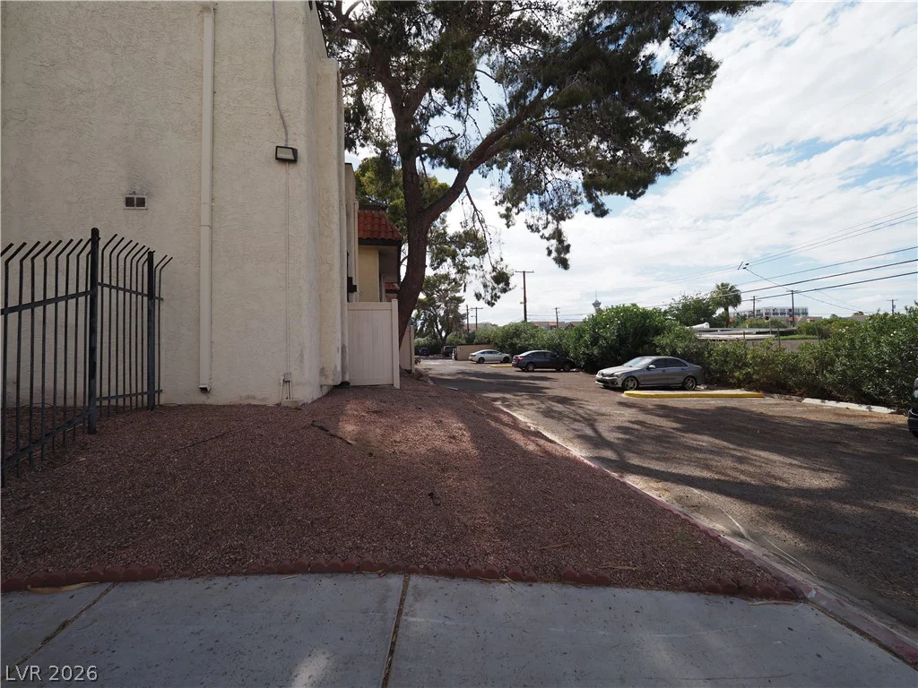 1370 Vegas Valley, Las Vegas, NV 89169