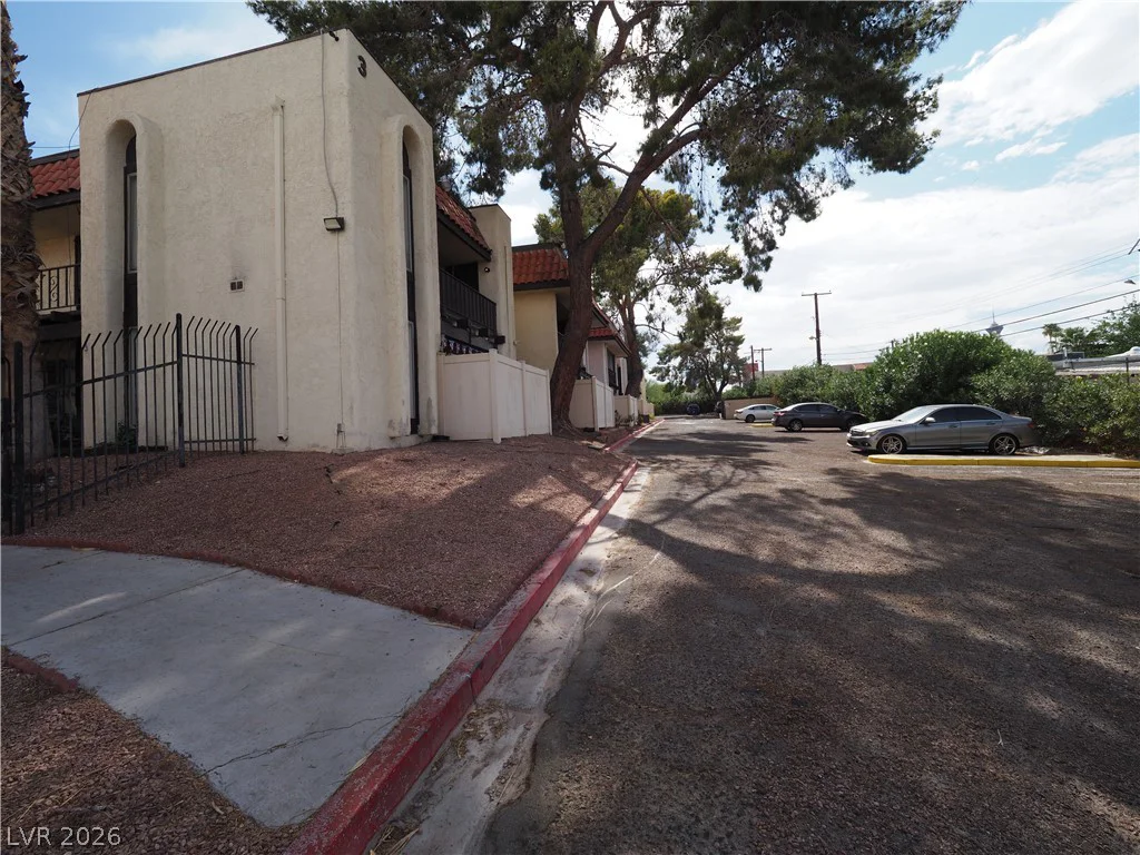 1370 Vegas Valley, Las Vegas, NV 89169