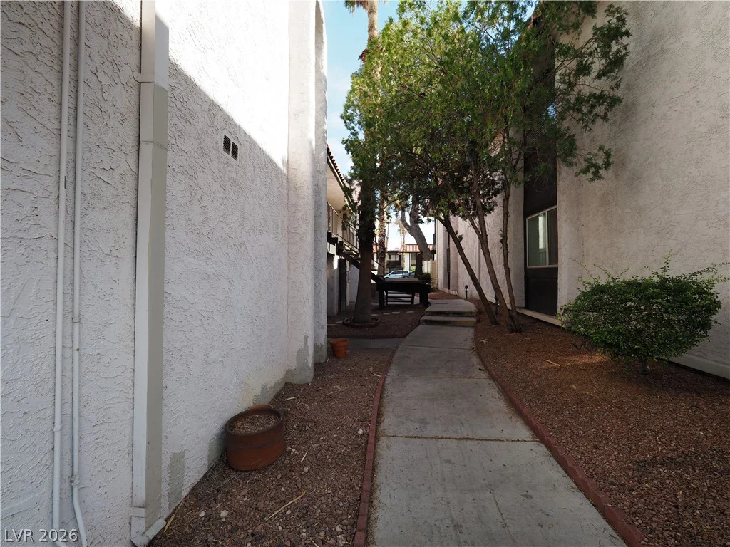 1370 Vegas Valley, Las Vegas, NV 89169
