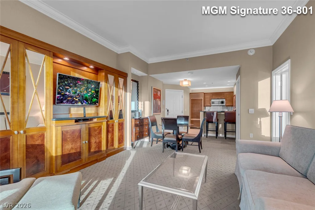 125 Harmon, Las Vegas, NV 89109