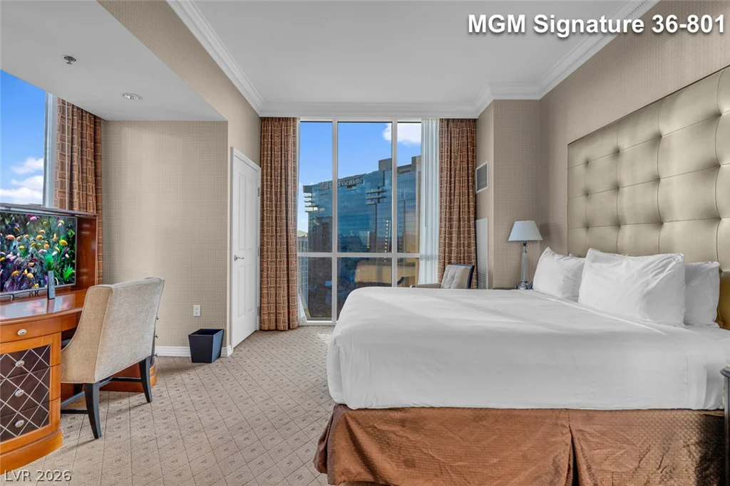 125 Harmon, Las Vegas, NV 89109