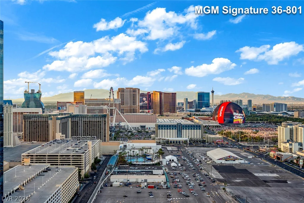 125 Harmon, Las Vegas, NV 89109