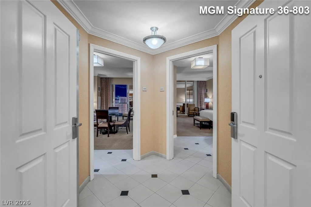 125 Harmon, Las Vegas, NV 89109