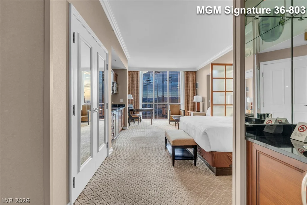 125 Harmon, Las Vegas, NV 89109
