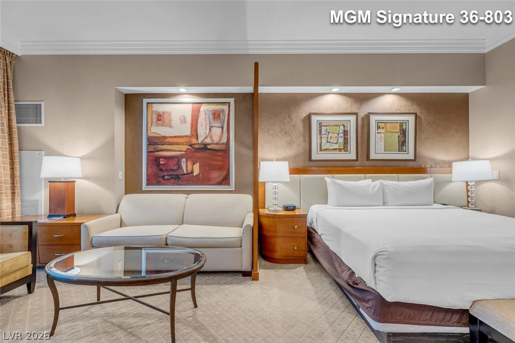 125 Harmon, Las Vegas, NV 89109