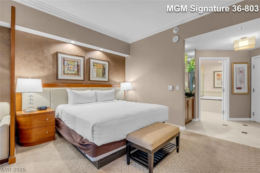 125 Harmon, Las Vegas, NV 89109
