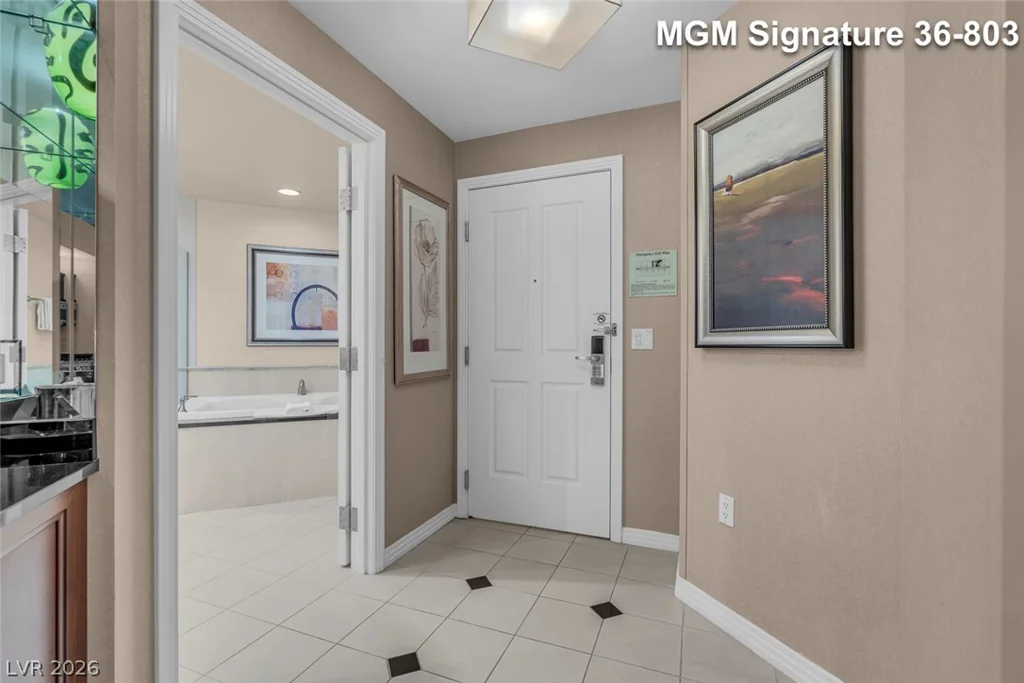 125 Harmon, Las Vegas, NV 89109