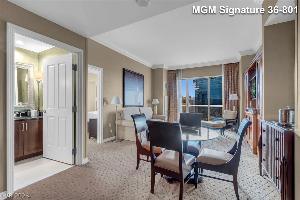 125 Harmon, Las Vegas, NV 89109