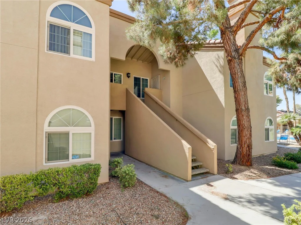 3145 Flamingo, Las Vegas, NV 89121